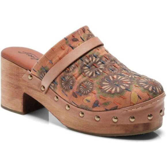 Free People Shoes - Free People Calabasas Platform Clogs Wooden Heel Size 36.5 US 6.5 NEW